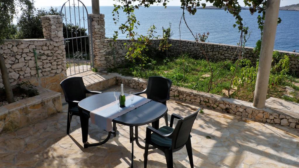 Direkt Am Meer-Apartments Puntaplanka Rogoznica  Exterior photo